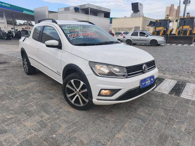 Volkswagen Saveiro Highline 1.6 T. Flex 8V CD 2017
