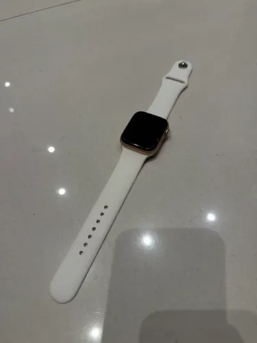 Apple Watch Series 4 44mm Rose Gold Aluminio
