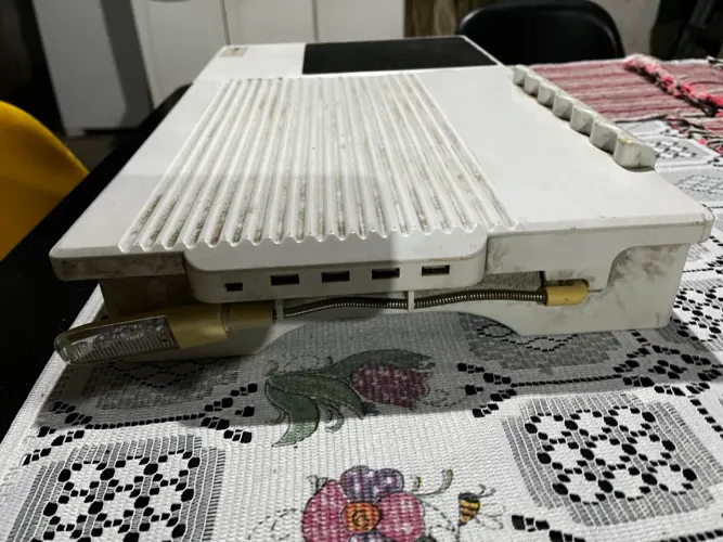 Mesa para notebook com USB e led