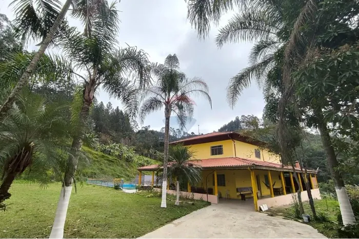 Chácara para morar, lazer ou empreender em Monteiro Lobato  SP