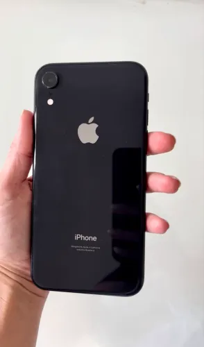 iPhone XR preto 64gb