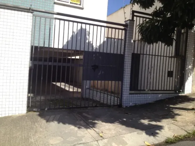 Linda cobertura no bairro Boa Vista, com 3 quartos, 2 vagas de garagem, ótima localização.