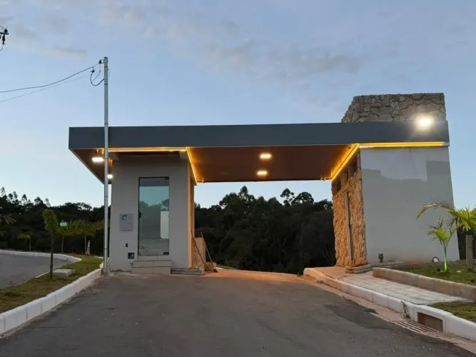 Vendo dois excelentes lotes no bairro São José, abaixo do preço de tabela