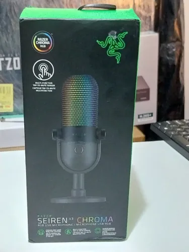 Microfone Razer Seiren V3 Chroma USB-C na cor preta Lacrado