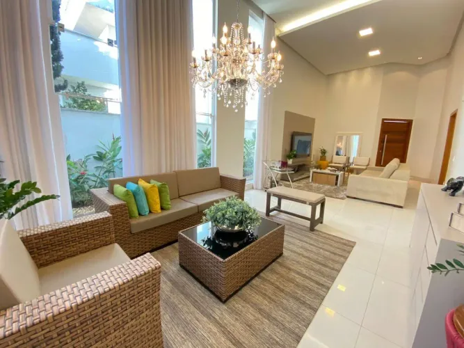 Casa com 4 dormitórios à venda, 194 m² por R$ 2.000.000,00 - Jardins Lisboa - Goiânia/GO