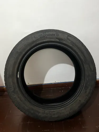 Pneu 225/55 R18