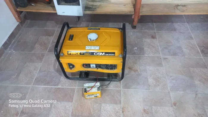 Vendo gerador de energia elétrica 