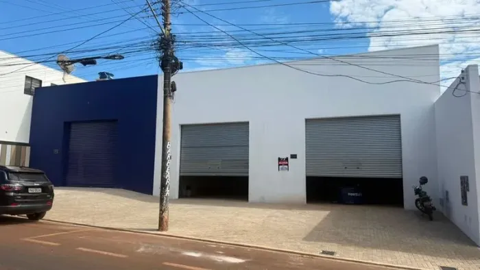 Casa com 1 Quarto(s) e 2 banheiro(s) para Alugar, 768 m² por R$ 7000 / Mês