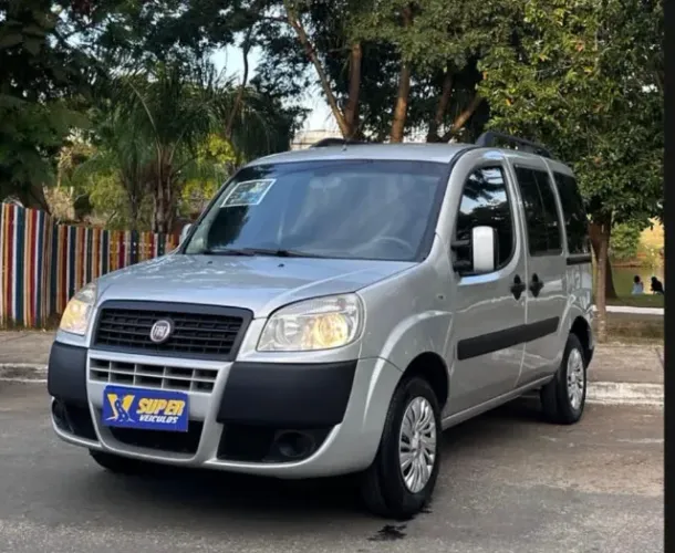 Fiat Doblo Essence 1.8 Flex 16V 5P 2015