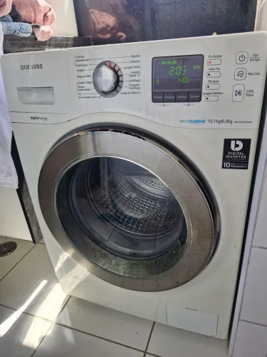 Máquina Samsung Lava e Seca com defeito no eixo