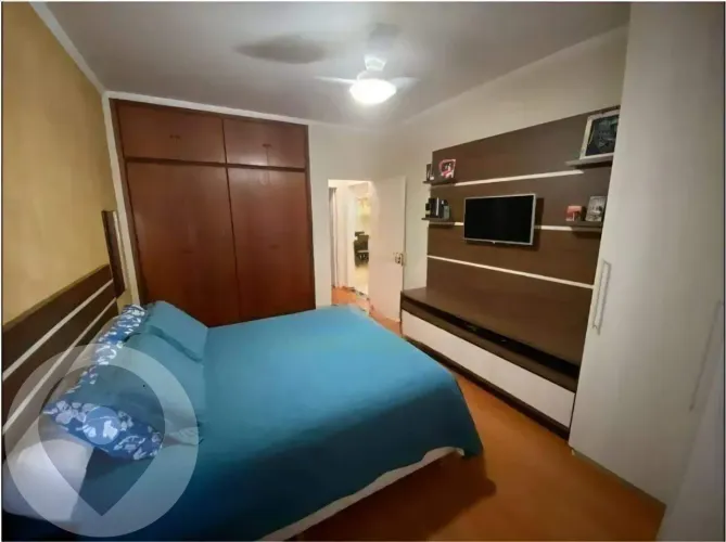 Casa à venda no bairro Jardim Carlos Lourenço