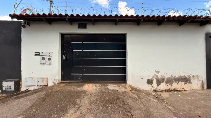 Alugo casa 2 quartos no Jardim Liberdade - Goiânia/GO