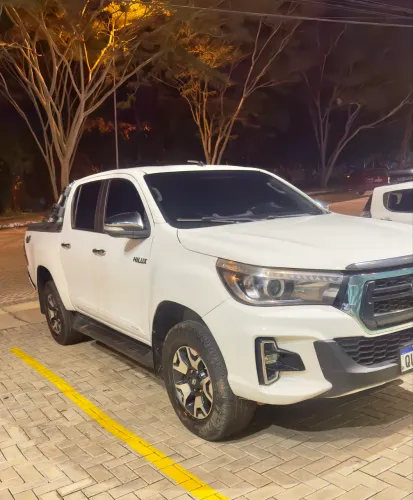 Toyota Hilux CD 4X4 2.8 Diesel Mec. 2019