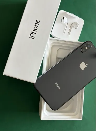 iPhone XR impecável