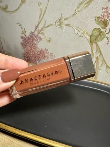 Gloss Anastasia 