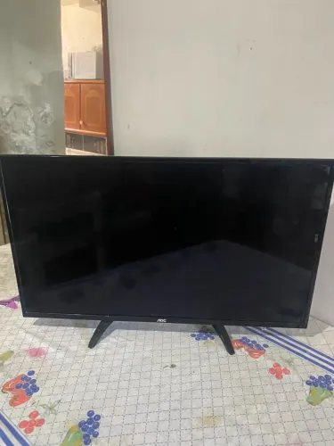TELEVISÃO SMART  AOC 32 Polegadas