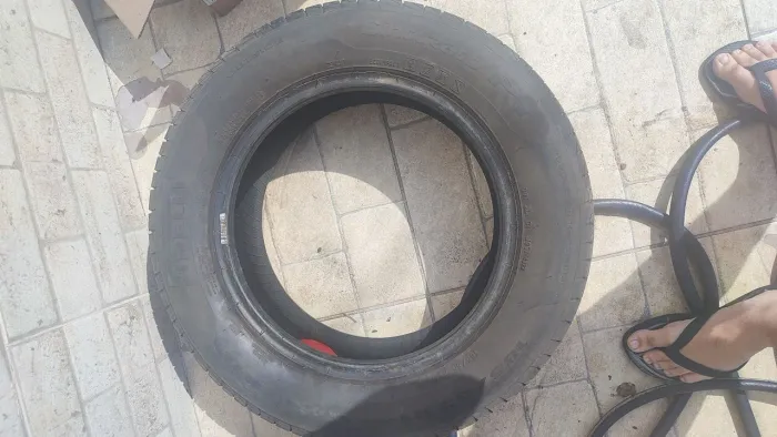 Pneus 185/65R14, 150,00 o par.