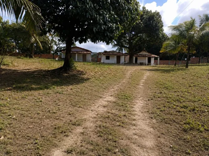 Sítio 3 casas