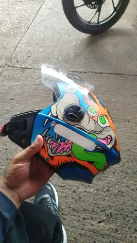 Capacete new liberty 