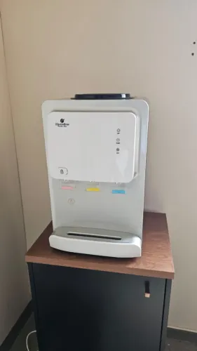 Bebedouro de Mesa ElectoBras Água Natural, Gelada e Quente