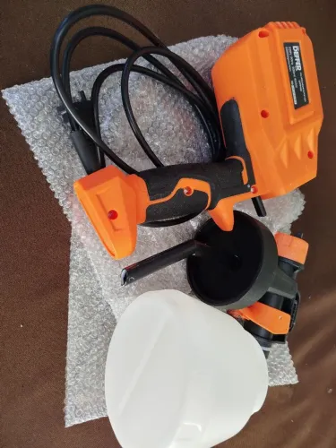 Vende se Pistola de pintura e Verniz , Deffer , 220v Uma vez apenas usada