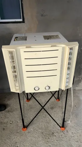 Ar Condicionado de Janela 7500 Btus 127V