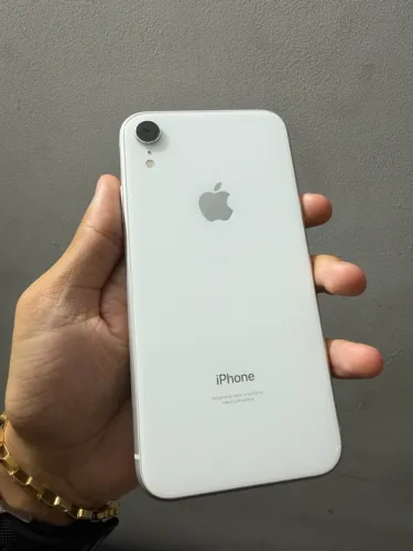 iPhone XR impecável