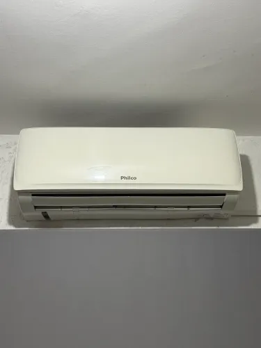 Ar-Condicionado Philco 12.000 BTUs - Excelente Estado
