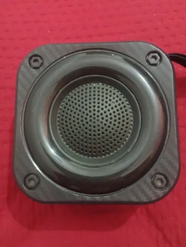 Caixinha Bluetooth portátil Caixa de som Bluetooth recarregável com led colorido 