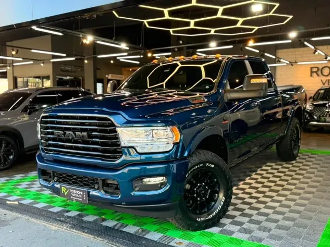 Ram 3500 Limited Longhorn 6.7 TB CD Diesel 2024
