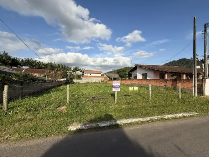 Terreno Urbano em Localização Privilegiada no Carijós - Indaial SC