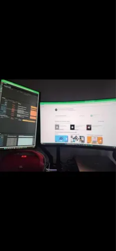 MONITOR GAMER AOC AGON 31.5 CURVO ?
