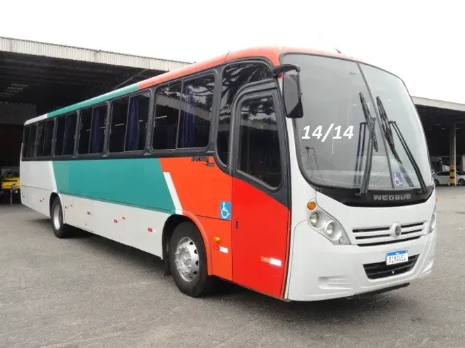 Ônibus Rodoviário Fretamento Motor Dianteiro VW MAN Ano 14/14 S/Ar 49 lugares Único dono.