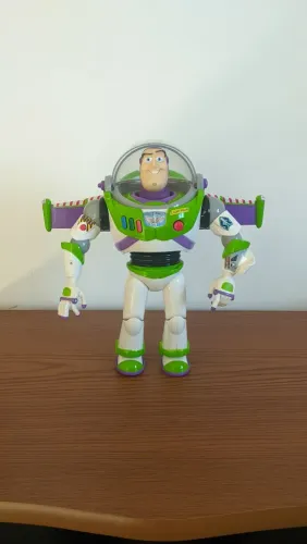 Buzz Lightyear - Toy Story (Disney/Pixar)