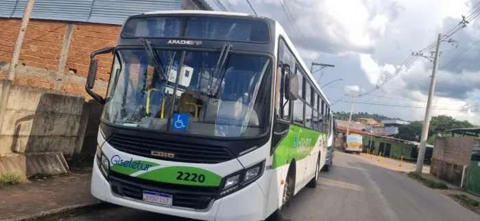 ÔNIBUS URBANO  M. BENZ  INDUSCAR APACHE U 2019/2020 280 MIL KM ORIGINAL TODO REVISADO