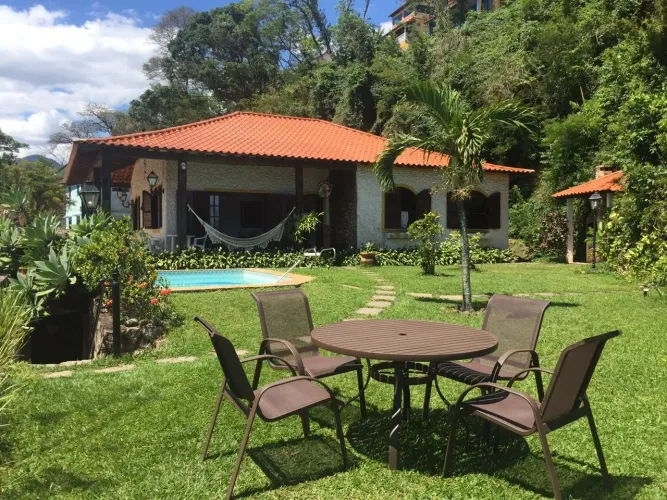 Bela Casa a beira-mar em Mangaratiba! Venda e Aluguel por temporada! 10 pessoas!