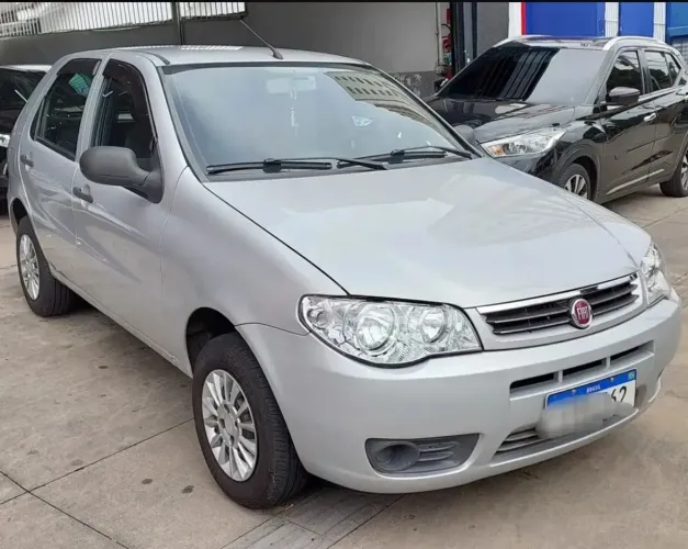 Fiat Palio Celebration 1.0 Fire Flex 8V 4P 2015