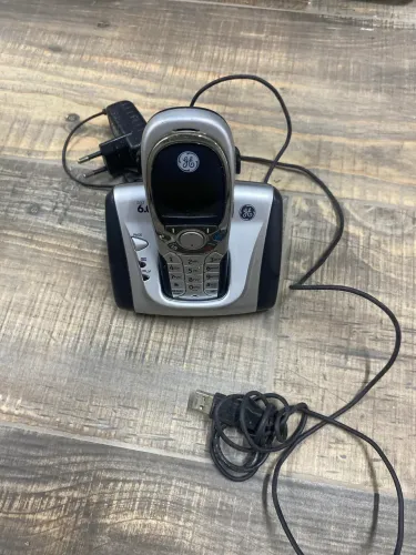Telefone sem fio com entrada para fone de ouvido 