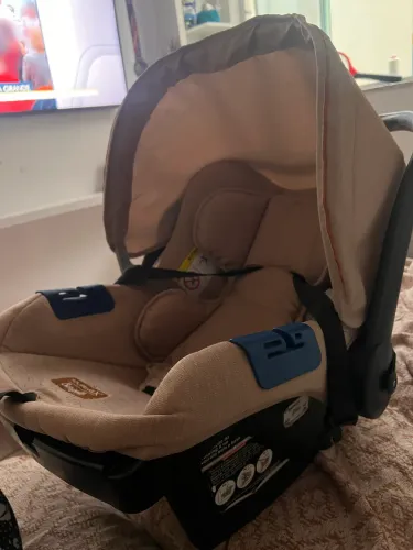 Cadeirinha de bebê burigotoo