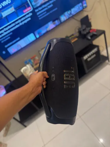 JBL bombox 3