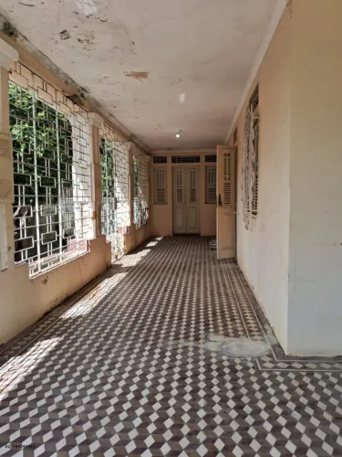 Casa para Locação em Maceió, Farol, 5 dormitórios, 1 suíte, 4 banheiros, 6 vagas
