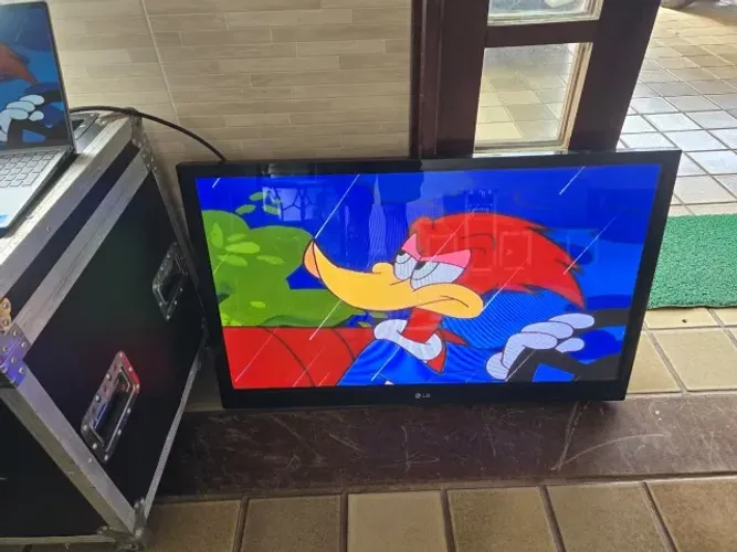 TV LG 42" em Excelente Estado - Pronta para Uso!