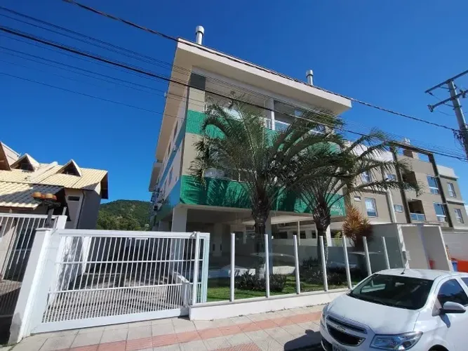 Apartamento de 2 quartos de 74m sacada com churrasqueira no Portal do Ribeirão.