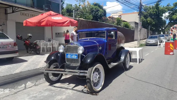 Ford Custom Classic 1950