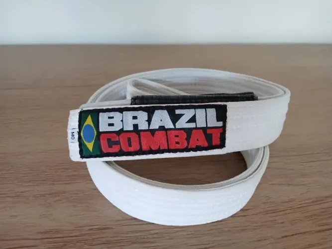 Faixa Brasil Combat jiu-jitsu e outras artes marciais
