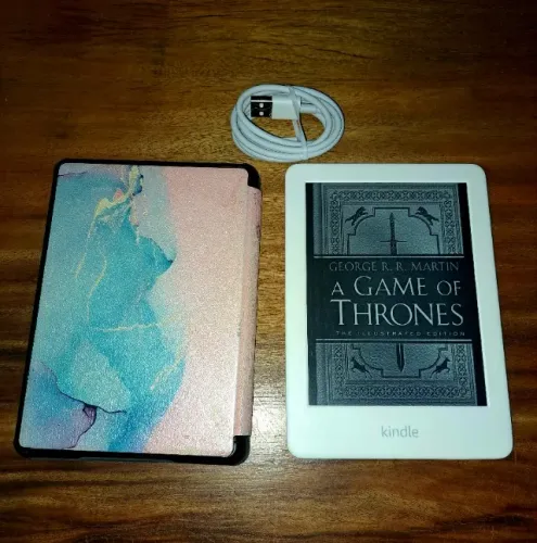 Kindle 10 Geração Ótimo Estado. Capa magnética e cabo.