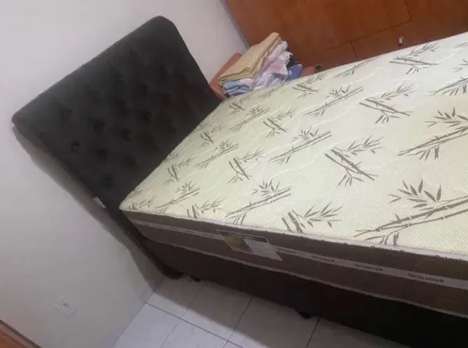 Cama solteiro nova