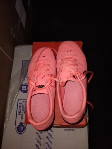 Chuteira society nike
