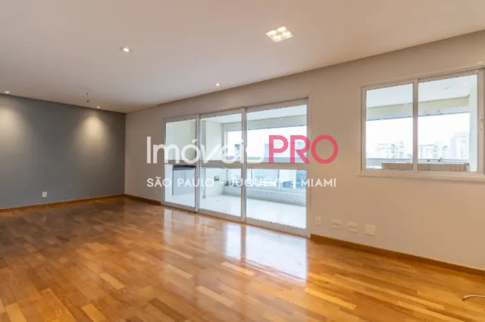 Apartamento com 125m² para locação no Brooklin - São Paulo.