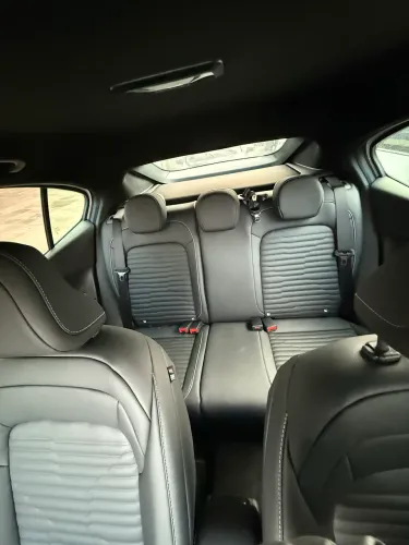 REVESTIMENTO ORIGINAL FIAT FASTBACK LIMITED EDITION 2025 - ESTADO DE NOVO